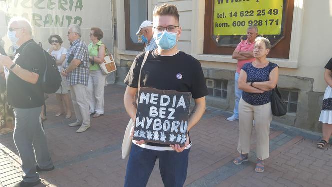 "Wolne media!". Mieszkańcy Tarnowa wyszli na ulicę 