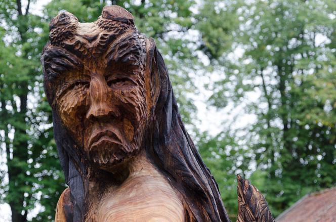Te ławki robią wrażenie! Nowa atrakcja w Węgorzewie [ZDJĘCIA]