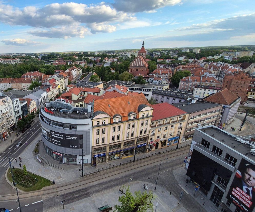 Olsztyn z lotu ptaka. Tak wygląda miasto z wieży ratuszowej!