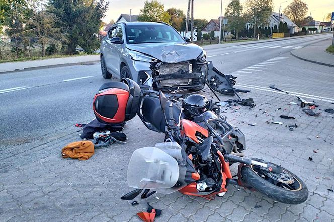 Zderzenie samochodu z motocyklem pod Iławą