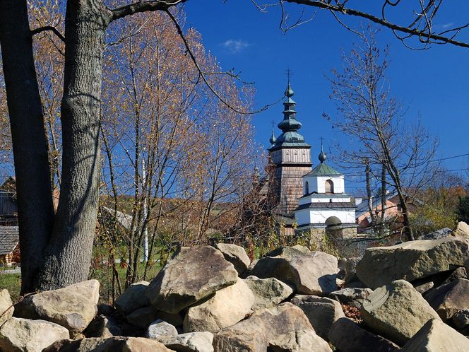 To jedna z najmniejszych wsi w Małopolsce. Zachwyca piękną cerkwią z listy UNESCO 