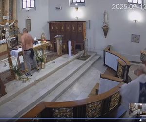 Półnagi mężczyzna przerwał mszę. Krzyczał, był agresywny