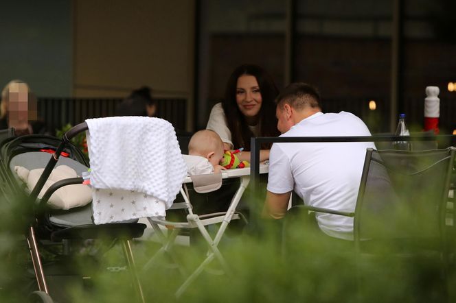 Marcin Hakiel z Dominiką  Serocką w studiu tatuaży