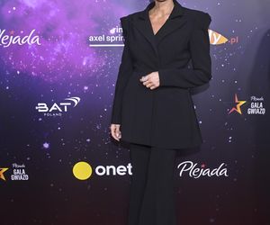 Modowy powrót roku! Dzwony znów na topie – tak stylizują je celebrytki