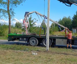Grochowe. Troje nastolatków zginęło w wypadku. Uderzył w nich nietrzeźwy kierowca [ZDJĘCIA].