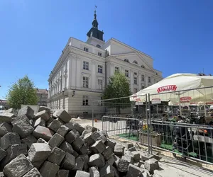 Główny Rynek w Kaliszu na koniec wakacji?