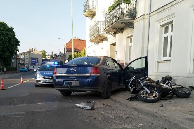 Kalisz. Pijany kierowca zajechał drogę młodej motocyklistce! Kobieta trafiła do szpitala