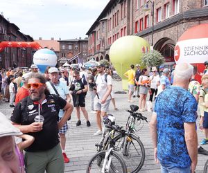 Tour de Pologne 2025. Start w Katowicach Nikiszowcu