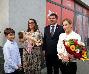 Marta Nawrocka śpiewała i gotowała z seniorami w Stalowej Woli