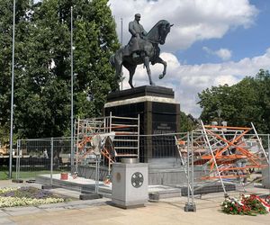 Trwają prace przy remoncie pomnika Józefa Piłsudskiego w Lublinie 