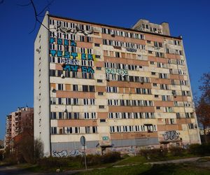 Wieżowiec przy Młodej 4 w Kielcach
