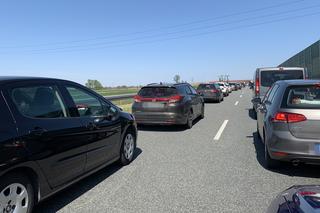 15 kilometrowy korek na A! w kierunku Gdańska. Zdjęcia z piekła.