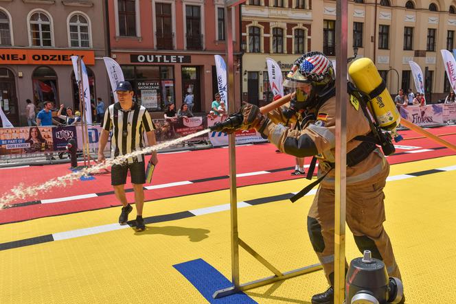 Międzynarodowe zawody strażackie The FireFit Champoinships w Toruniu [ZDJĘCIA]