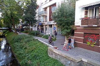 Ostatnia niedziela lata 2023 w Kielcach. Tłumy w centrum miasta