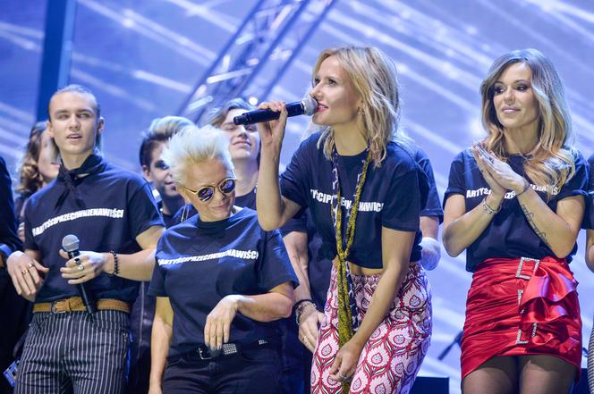 Gwiazdy na koncercie Artyści przeciw nienawiści