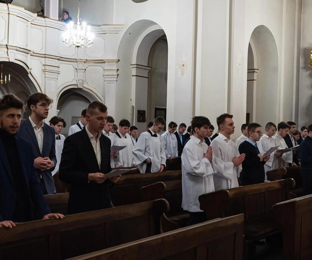 Nieszpory dla ministrantów i lektorów odbędą się w Seminarium Duchownym