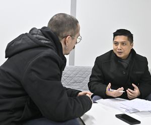 Przełom w centrum handlowym na Modlińskiej. Po tygodniach walki kupcy wracają do normalnej pracy