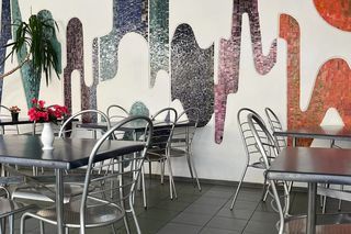 Mozaika w Barze Alpejskim w Warszawie