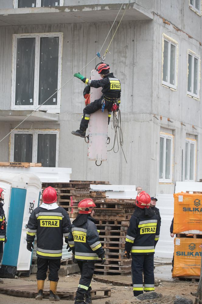 Tata umieral na dźwigu a nikt nic nie zrobił