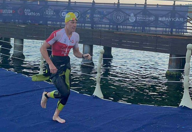 Dwóch młodych bydgoszczan wróciło z wielkim sukcesem z Mistrzostw Europy i Azji w Triathlonie w Stambule