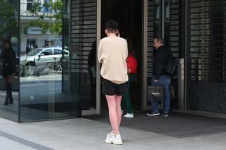 Idol nastolatek przyłapany przez paparazzi w stolicy!