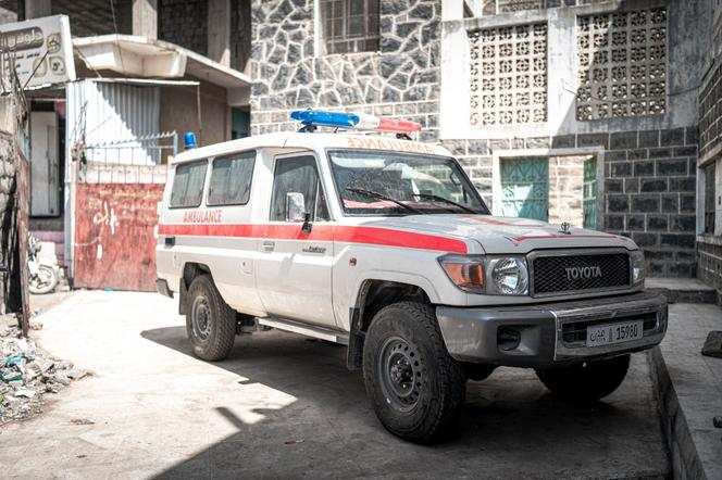 Mobilne kliniki Cartas dla Jemenu karetka ambulans Jemen Afryka