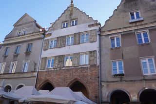 To najstarszy murowany budynek w Olsztynie. Uważany jest za najważniejszą kamienicę miasta [ZDJĘCIA]