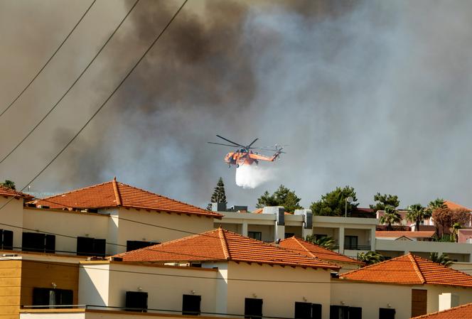 Ewakuacja mieszkańców i turystów z wyspy Rodos