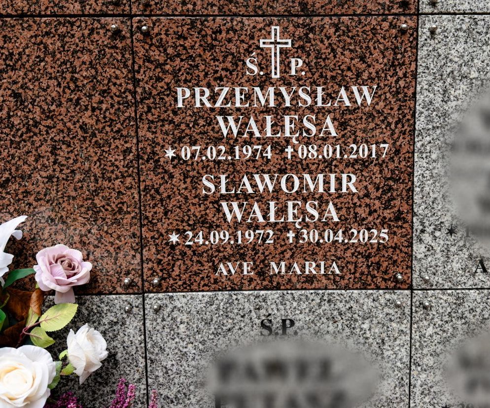 Grób synów Lecha Wałęsy, Przemysława i Sławomira