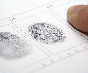 Śląskie: Biznesmen pobierał odciski palców do pracowników?