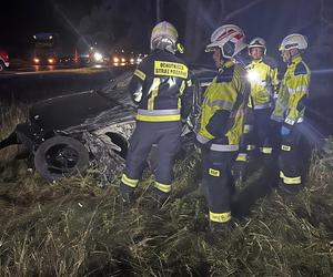 Zderzenie osobówki z ciężarówką na DK 10 pod Bydgoszczą! Jedna osoba poszkodowana [ZDJĘCIA]