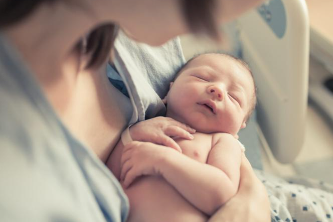 W Lesznie rodzi się mało dziewczynek. Na oddziale porodowym Wojewódzkiego Szpitala Zespolonego w Lesznie, przez ostatnie 4 miesiące, na świat przyszło o 51 dziewczynek mniej niż chłopców.