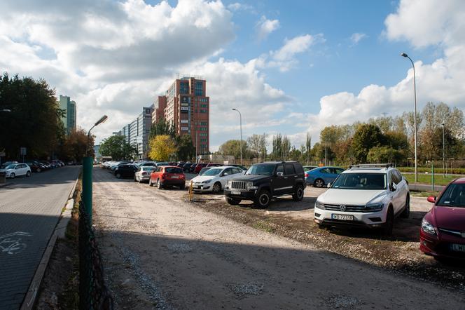 Warszawa: powstaną dwa nowe, duże parkingi w centrum. Będą ogólnodostępne