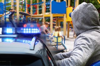 Potwór w ludzkiej skórze usłyszał wyrok. Pedofil recydywista Sebatian O. trafił do rejestru