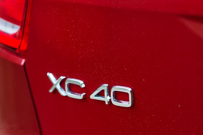 Volvo XC40 D4 AWD AT8 Momentum