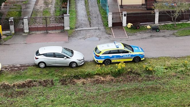 Tragedia pod Wołominem. Ciało 44-latki w szambie. Obok 7-letnie dziecko [ZDJĘCIA]