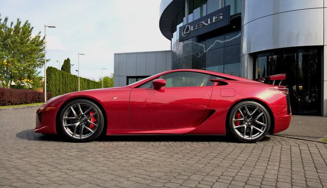 Lexus LFA