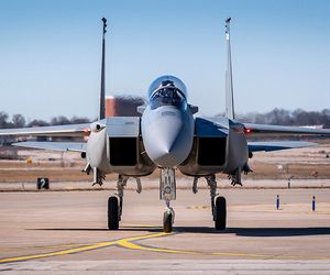 Samoloty  F-15, F/A 18