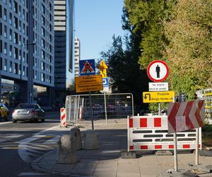 Potężne utrudnienia dla kierowców w Warszawie. Zaraz się zacznie! Tędy nie przejedziesz do końca roku