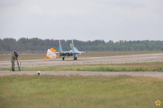 Białoruś wzmacnia lotnictwo. Nowe Su-30SM2 z Rosji już na miejscu