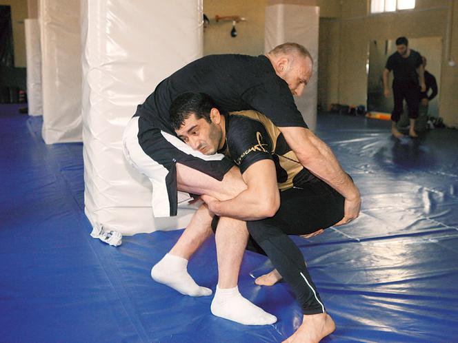 Mamed Khalidov