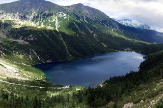 Morskie Oko to najbardziej oblegane miejsce w Tatrach. Przewodnik górski poleca mniej znane alternatywy