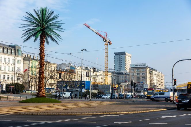 Budują na skwerze. Co powstaje przy Smolnej 23 w Warszawie?