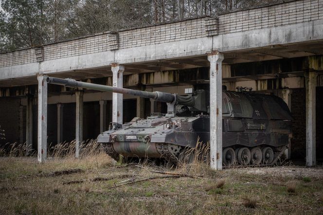 Niemiecka armatohaubica Panzerhaubitze 2000 (PzH 2000)