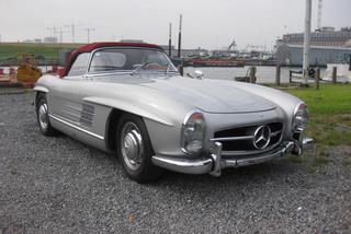 Mercedes 300 SL roadster wystawiony na sprzedaż! Za jedyne 1 mln Euro – DUŻA GALERIA