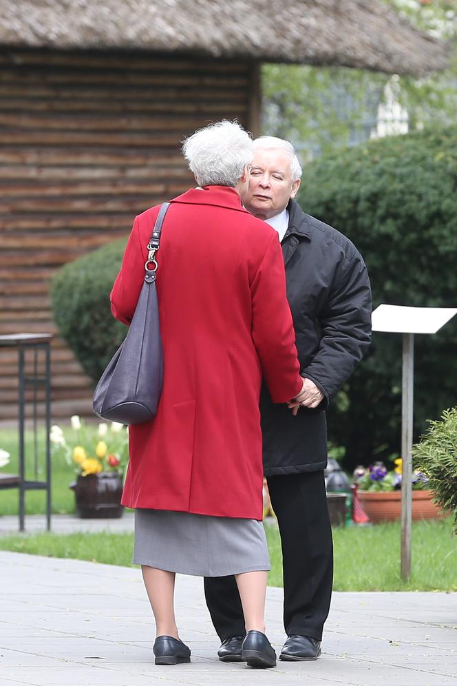 JAROSŁAW KACZYŃSKI Z MARTĄ KACZYŃSKA ŚWIĘCILI POKARMY