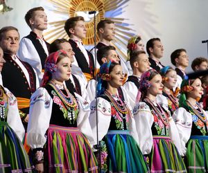 Występ zespołu Mazowsze w Starachowicach