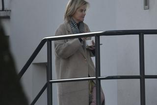 Zamachowski wyrzucił choinkę z balkonu