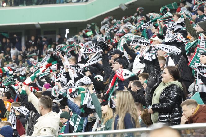 Legia Warszawa - Lech Poznań: Zdjęcia kibiców z klasyku i 13. kolejki PKO BP Ekstraklasy
