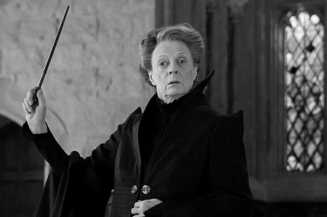 Maggie Smith (89 l.)